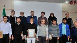دانشگاه سمنان عنوان واحد دانشگاهی برتر جشنواره ی گرامیداشت پژوهش و فناوری در حوزه خودرو را کسب کرد 